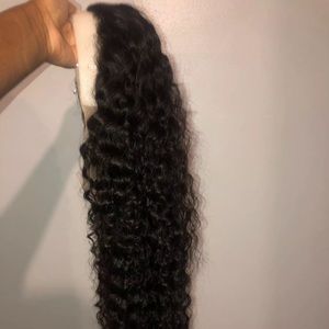 30 inch curly wig 💗